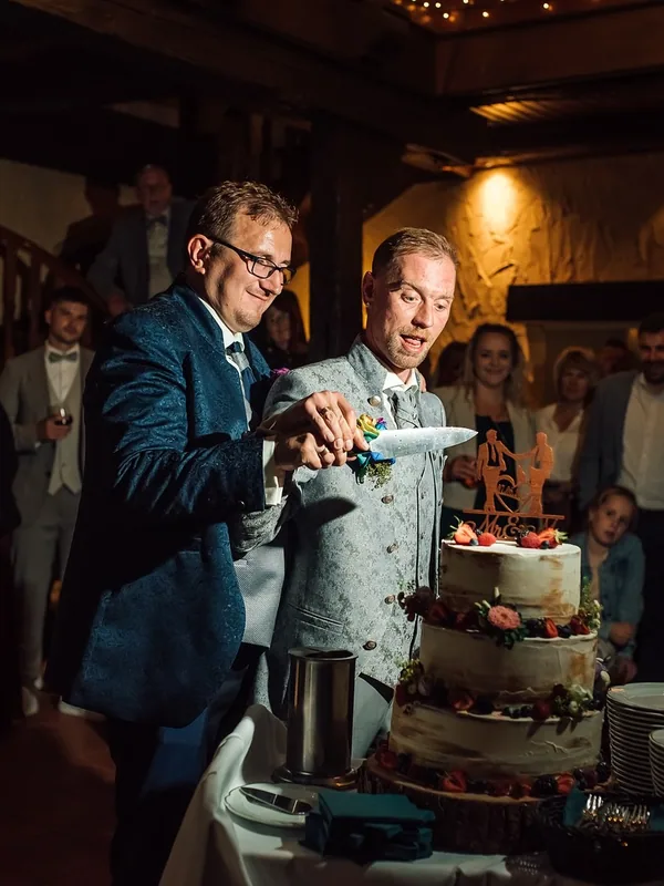 Photo shared by Natalia | Hochzeitsfotografin on July 17, 2025 tagging @_stevi_ti, and @distiller2000.
