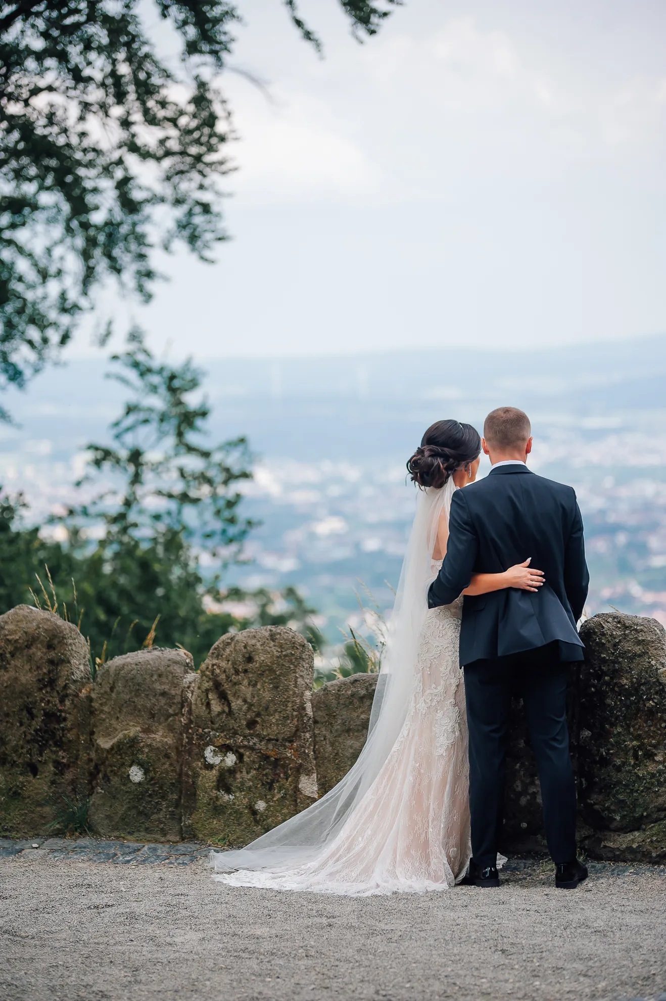 Brautpaar-Shooting bei den Herkulesterrassen in Kassel — Moment 3