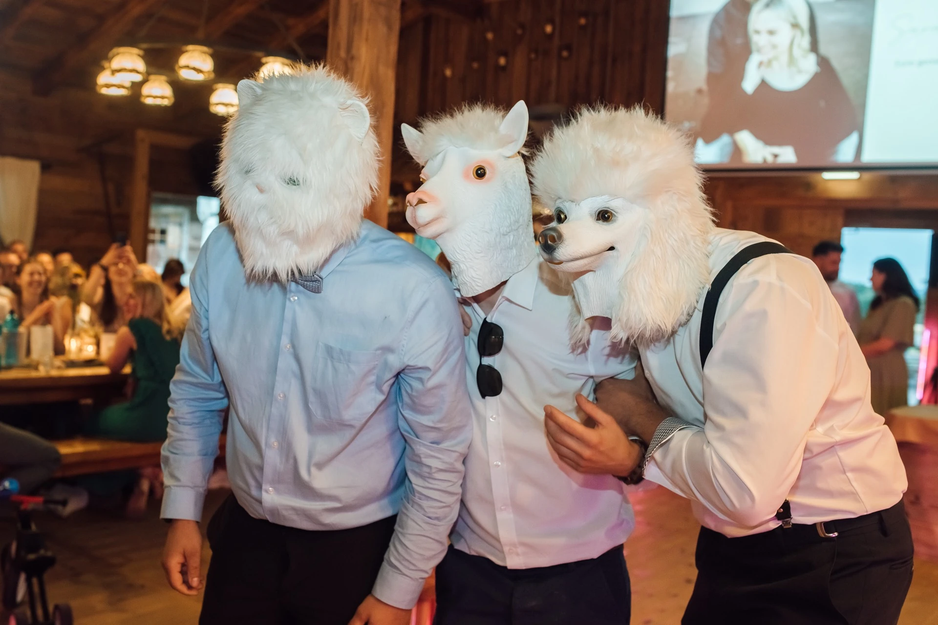 Spiele, Bildercollage, Brautpaartanz und Party auf der Königsalm