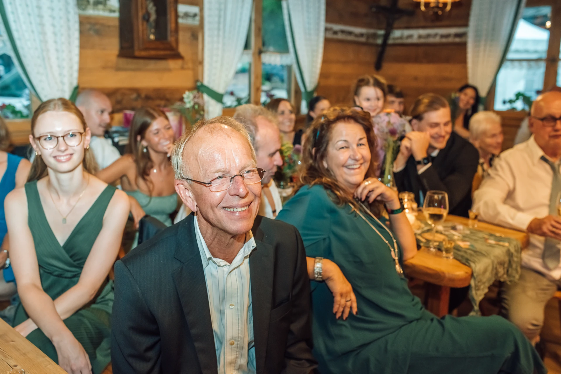 Spiele, Bildercollage, Brautpaartanz und Party auf der Königsalm