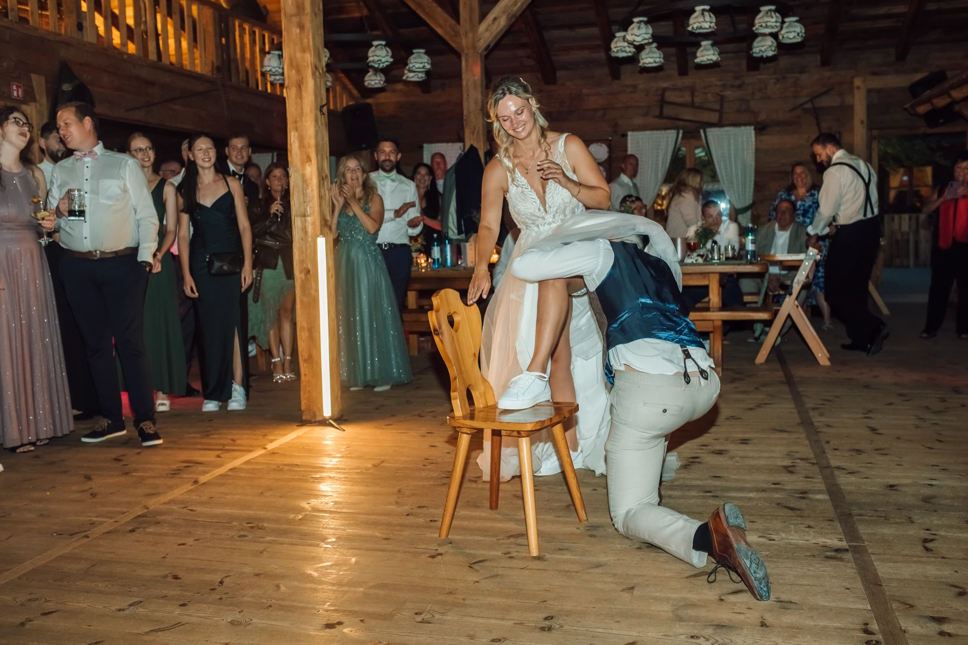 Spiele, Bildercollage, Brautpaartanz und Party auf der Königsalm