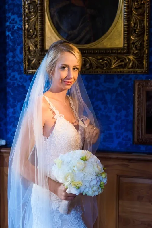 Romantisches Brautpaar-Portrait Romantisches Brautpaar-Portrait