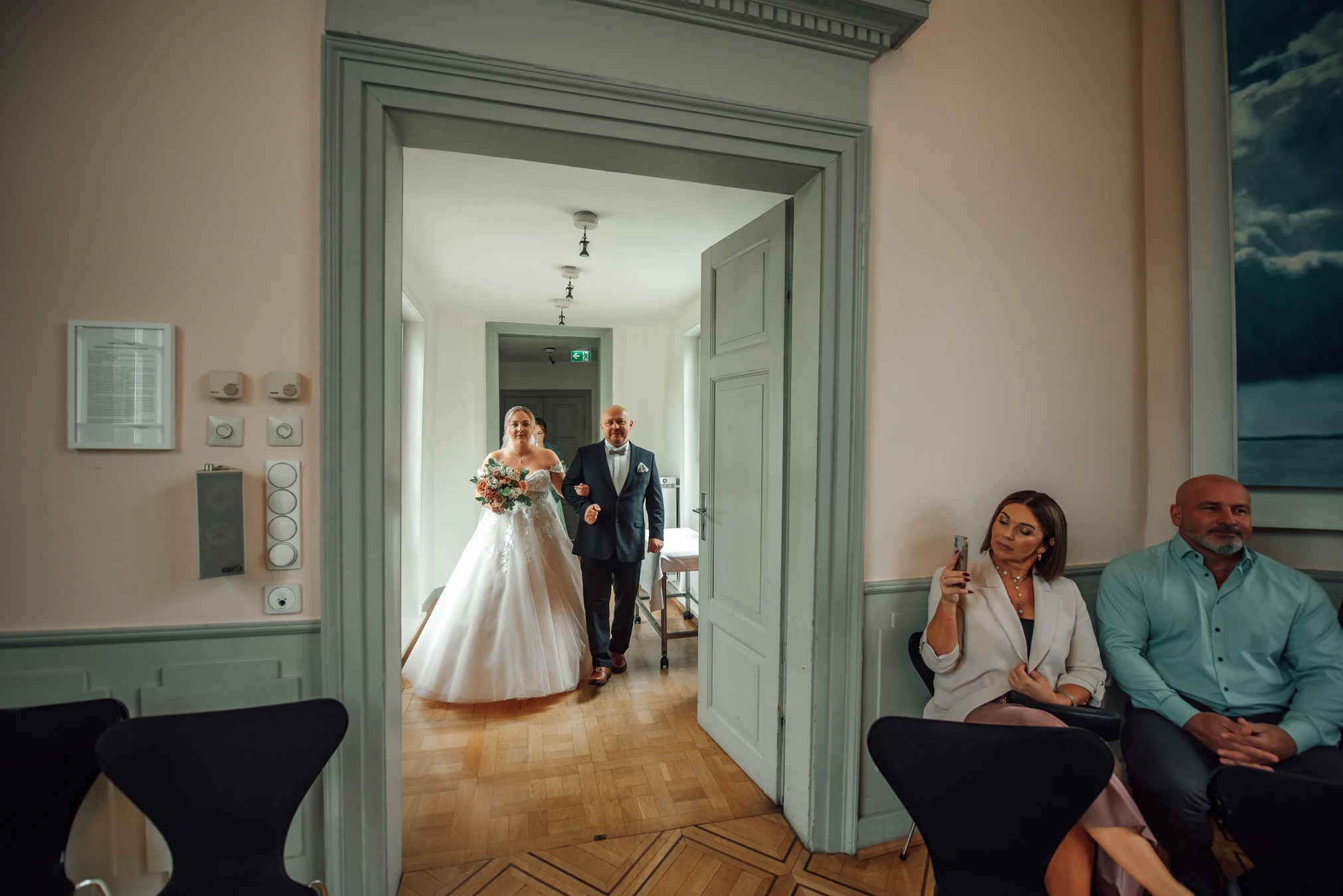 Ringwechsel — feierlicher Moment der standesamtlichen Trauung in Fritzlar