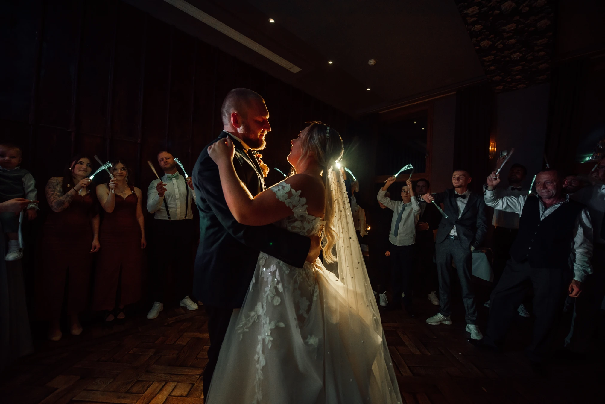 Erster Tanz Hochzeit — stimmungsvolle Aufnahme im Renthof Kassel