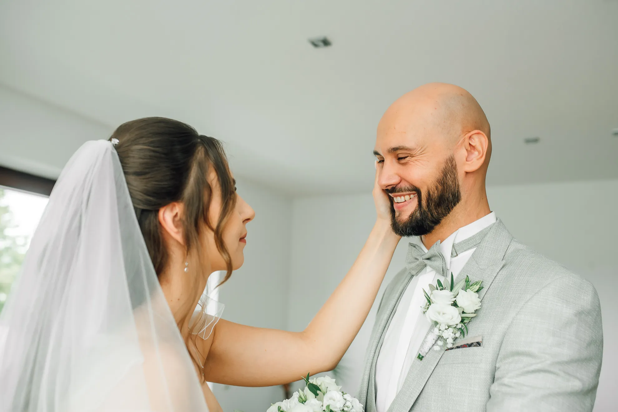 Lachen und Freudentränen beim First Look