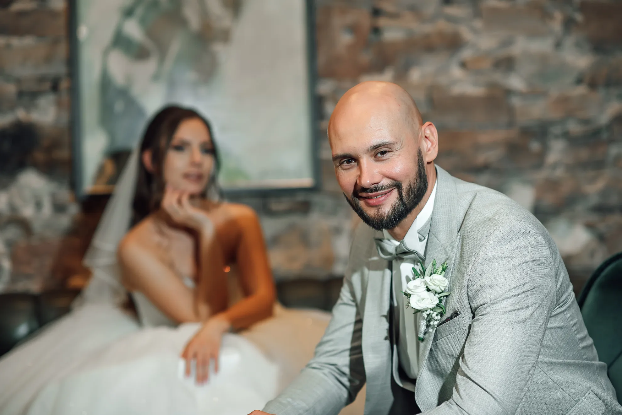 Brautpaar vor goldener Herbstkulisse — Kassel