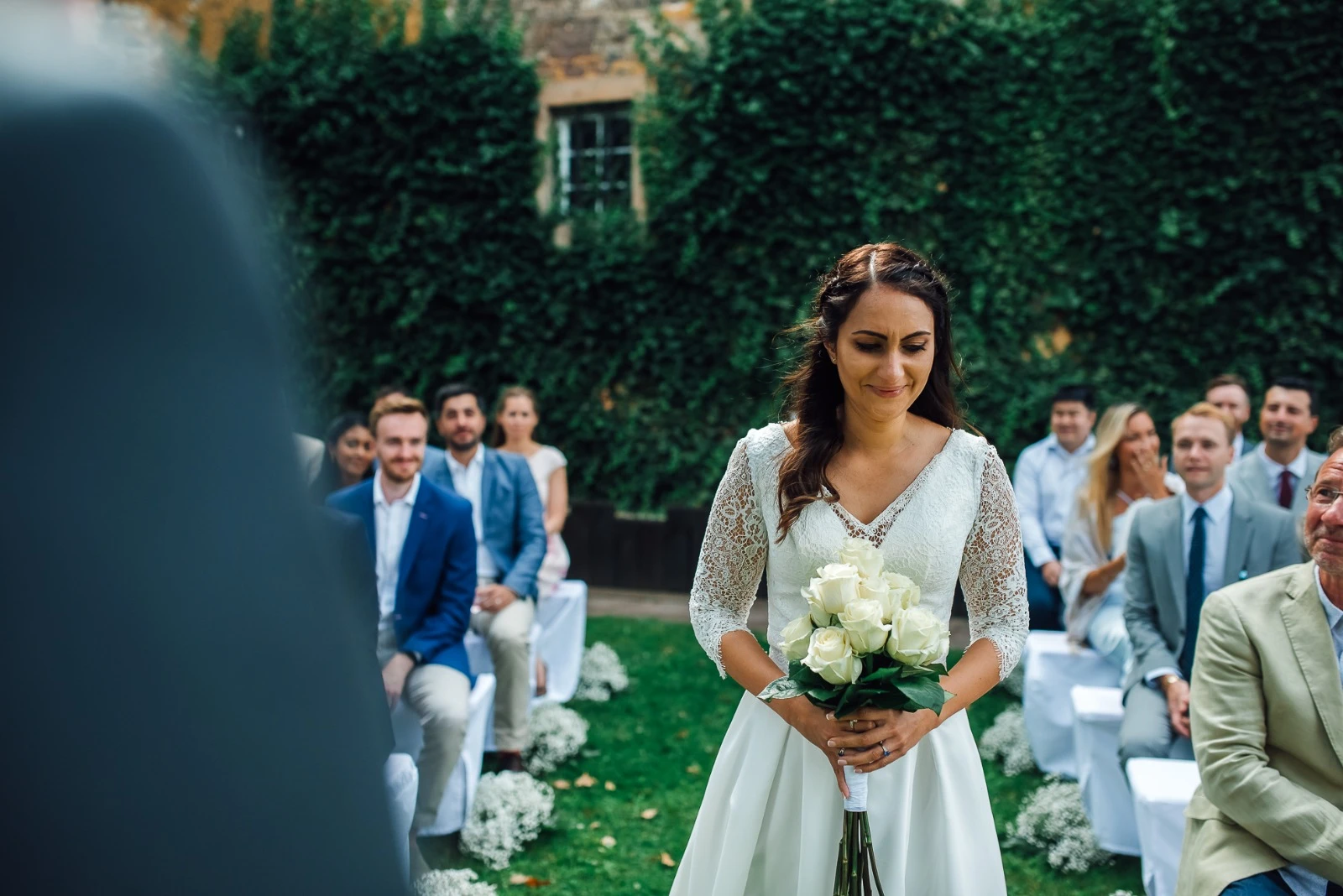 Nahaufnahme der Braut — kurz vor dem Ja-Wort Sababurg