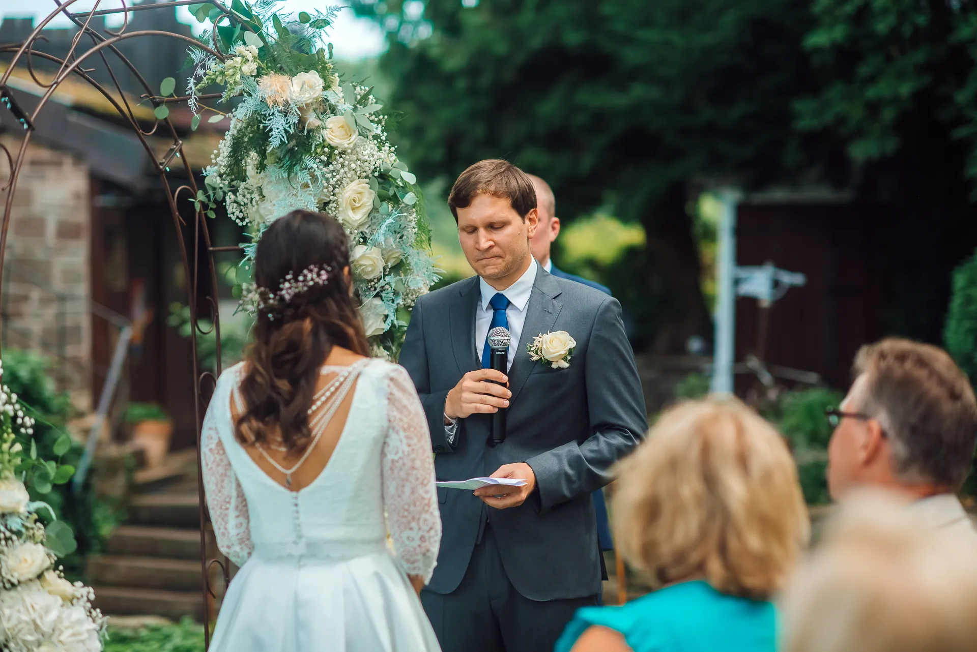 Brautpaar nach dem Ja-Wort — Hochzeitsfotografin Kassel