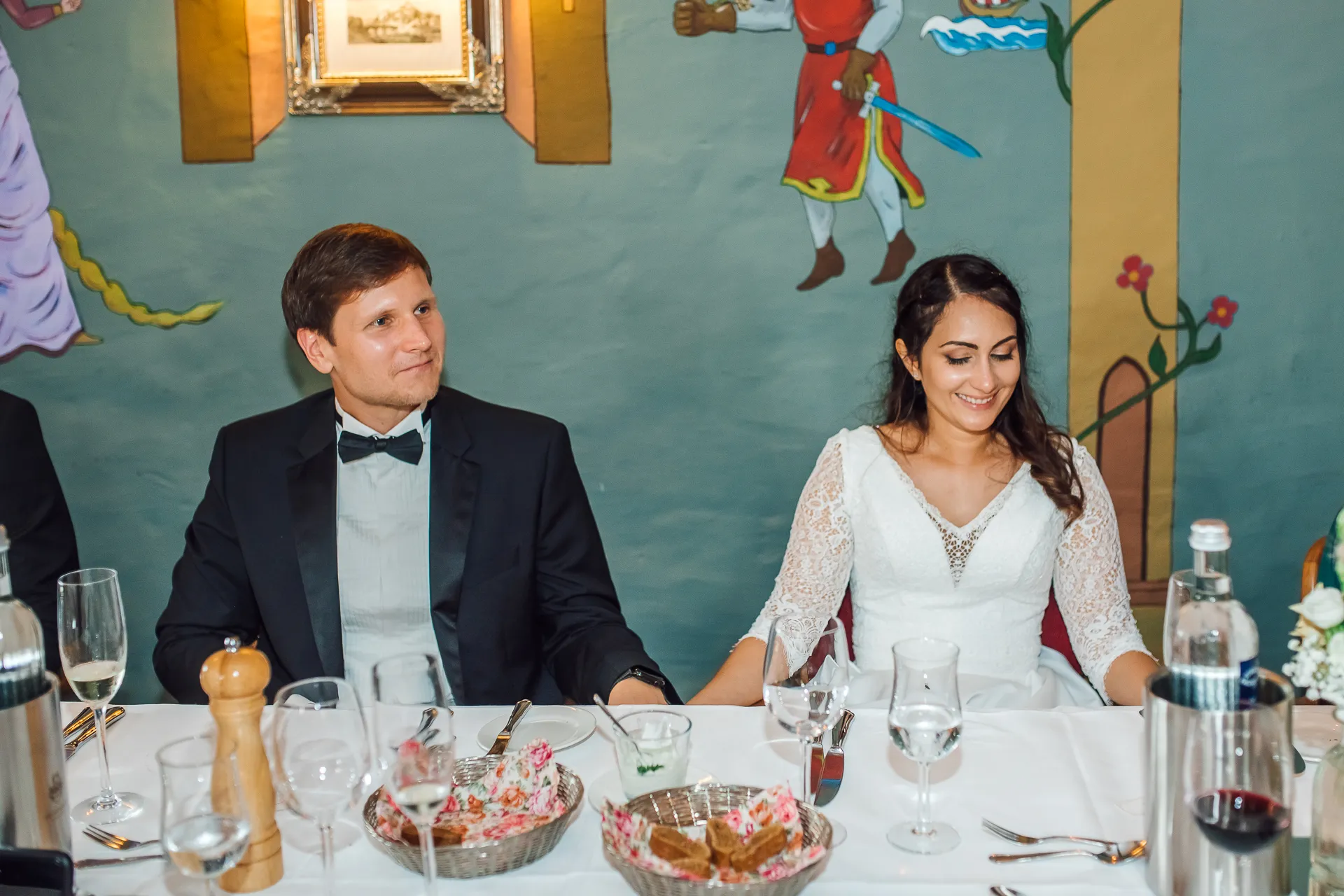 Hochzeitstorte anschneiden — Dornröschenschloss Sababurg