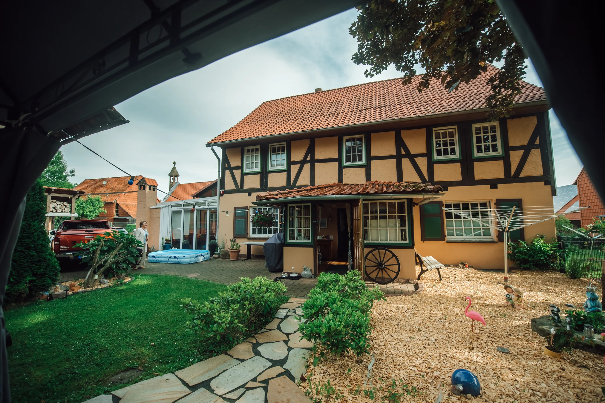 Br&auml;utigam S. beim Getting Ready &mdash; Hochzeit G&ouml;ttingen