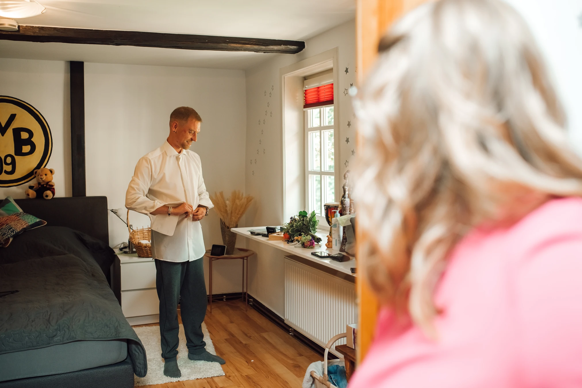 Bräutigam S. fertig gestylt — kurz vor dem First Look