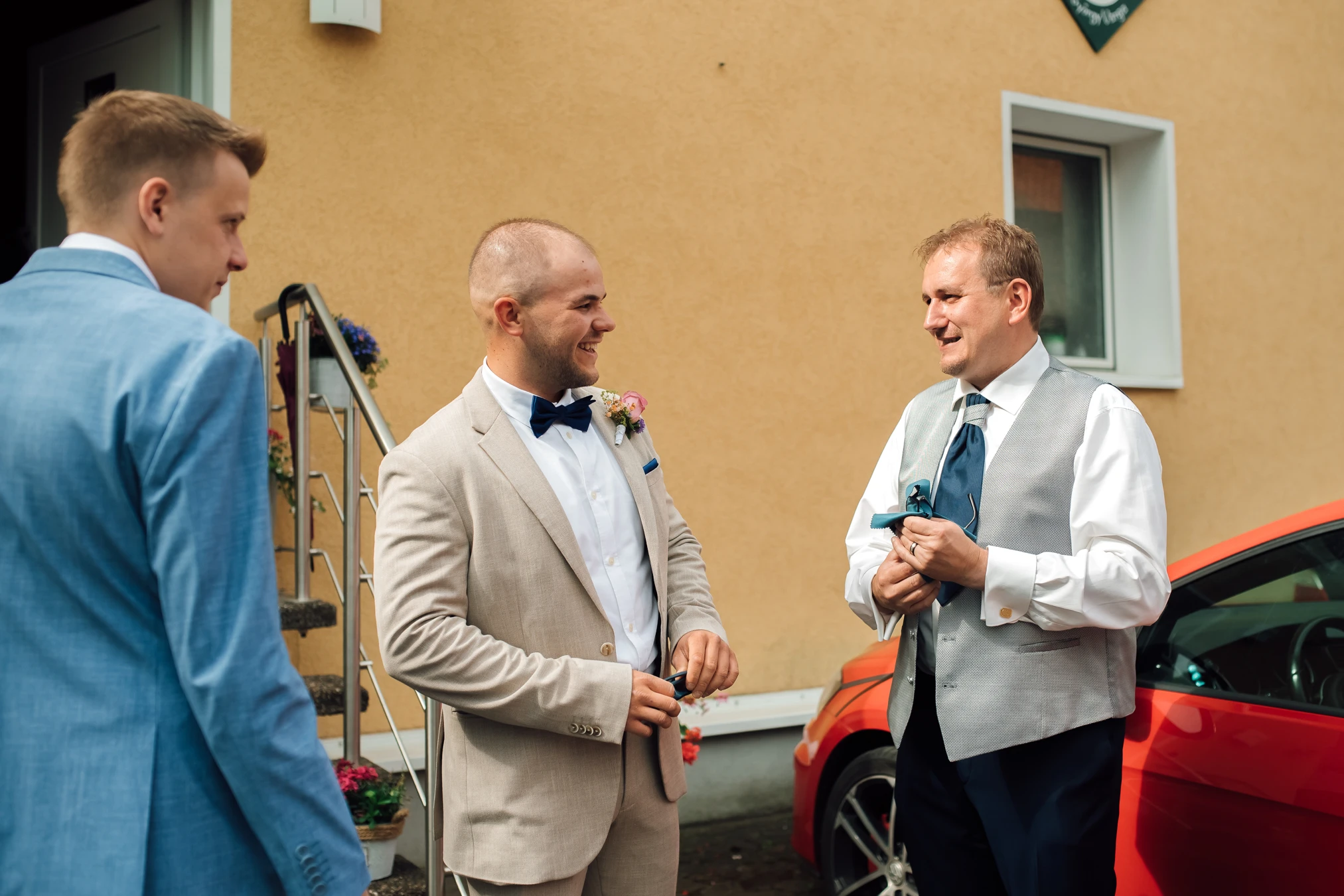 First Look &mdash; S. & G. sehen sich zum ersten Mal am Hochzeitstag