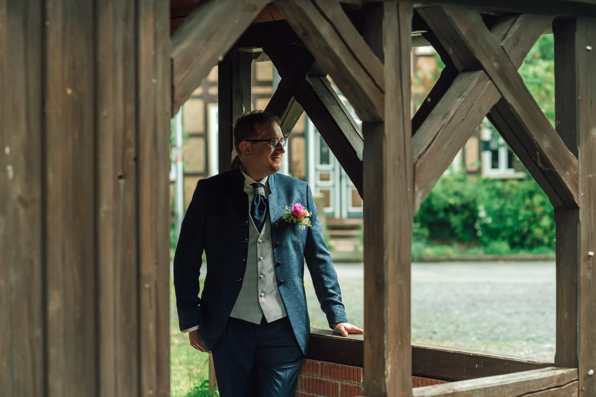 Glück und Tränen beim First Look — Hochzeitsfotograf Göttingen