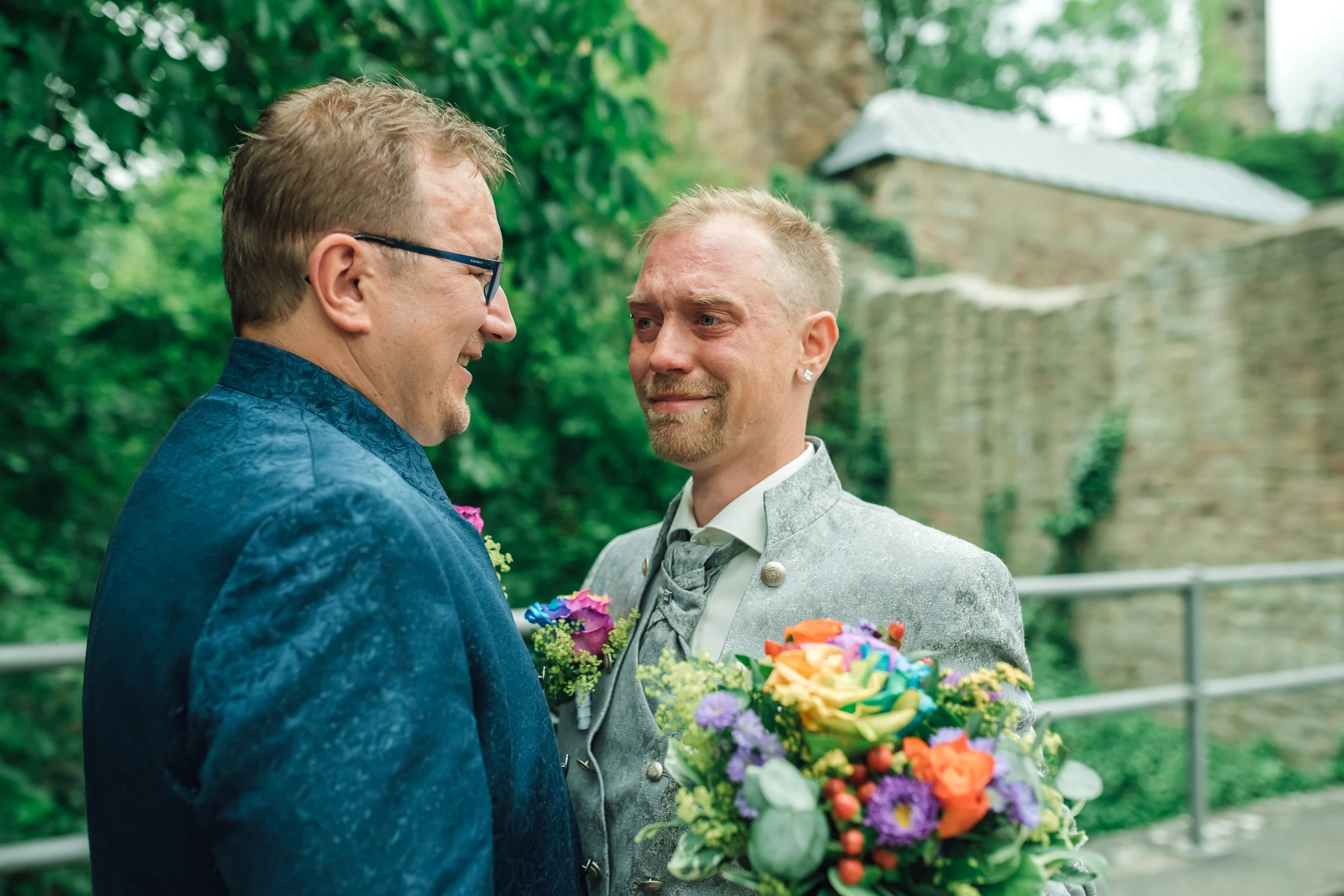 First Look Kuss — unvergesslicher Moment