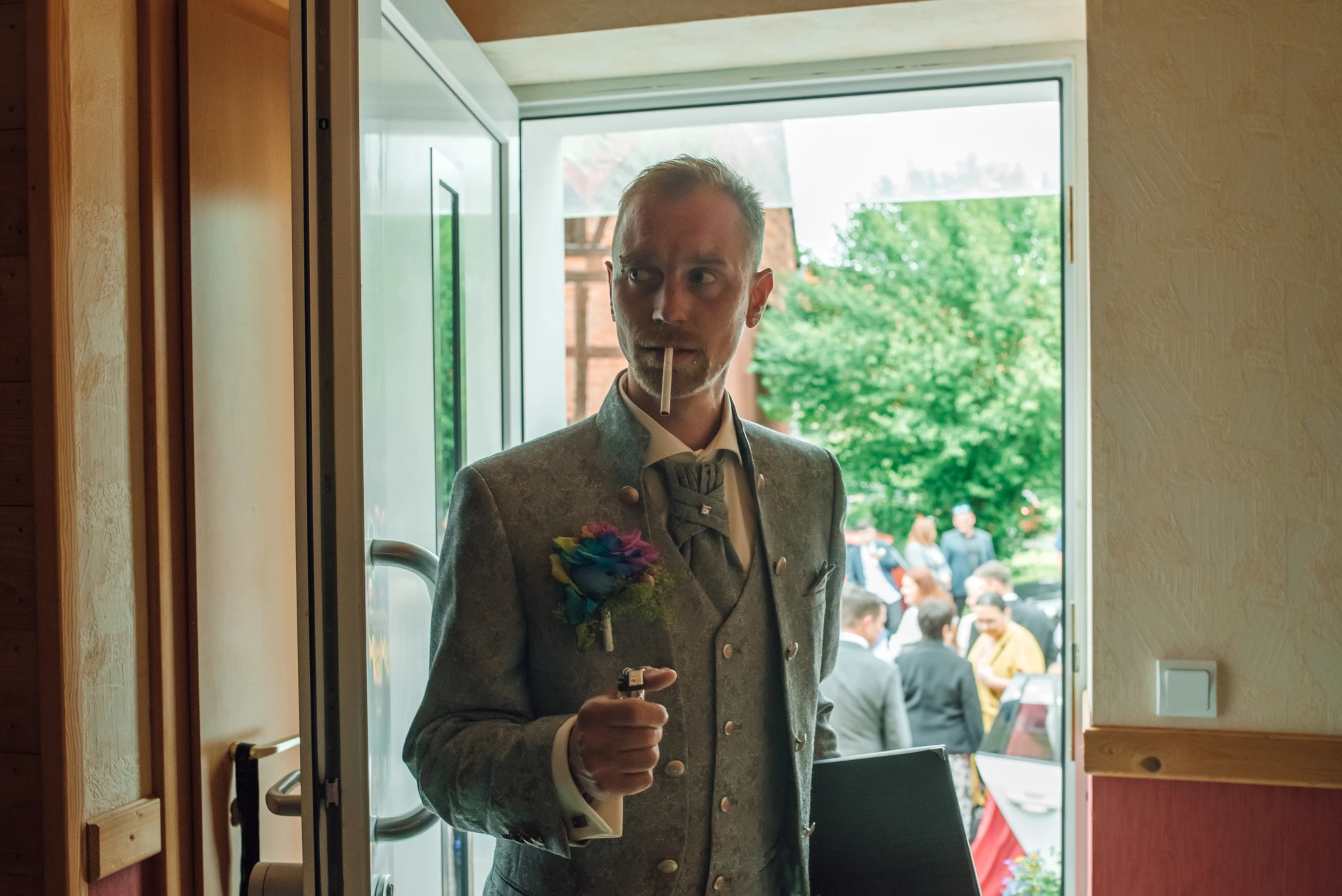 Gemeinsam lachen — S. & G. beim privaten Empfang