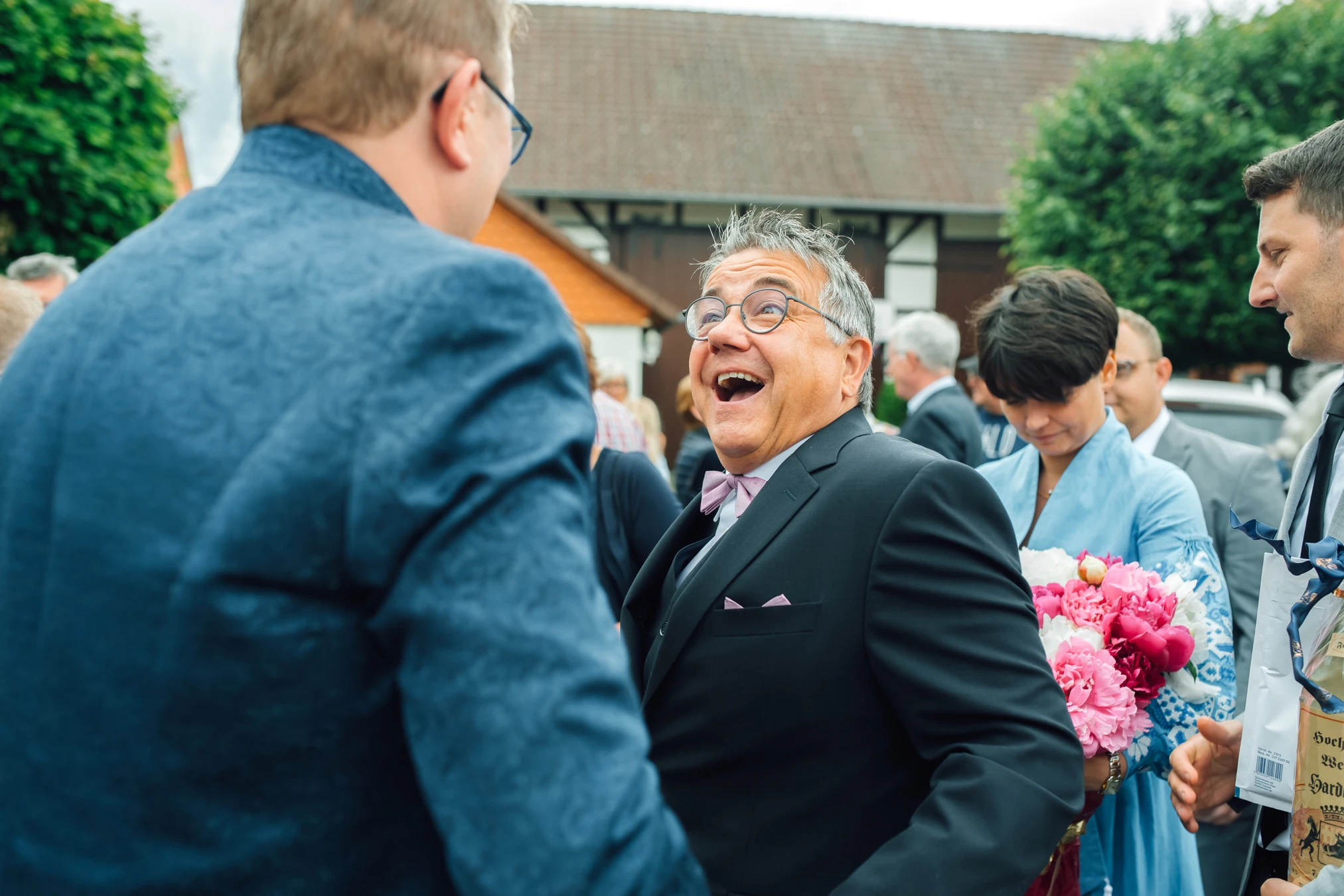 Brautpaar-Portrait Göttingen — nach der kirchlichen Trauung