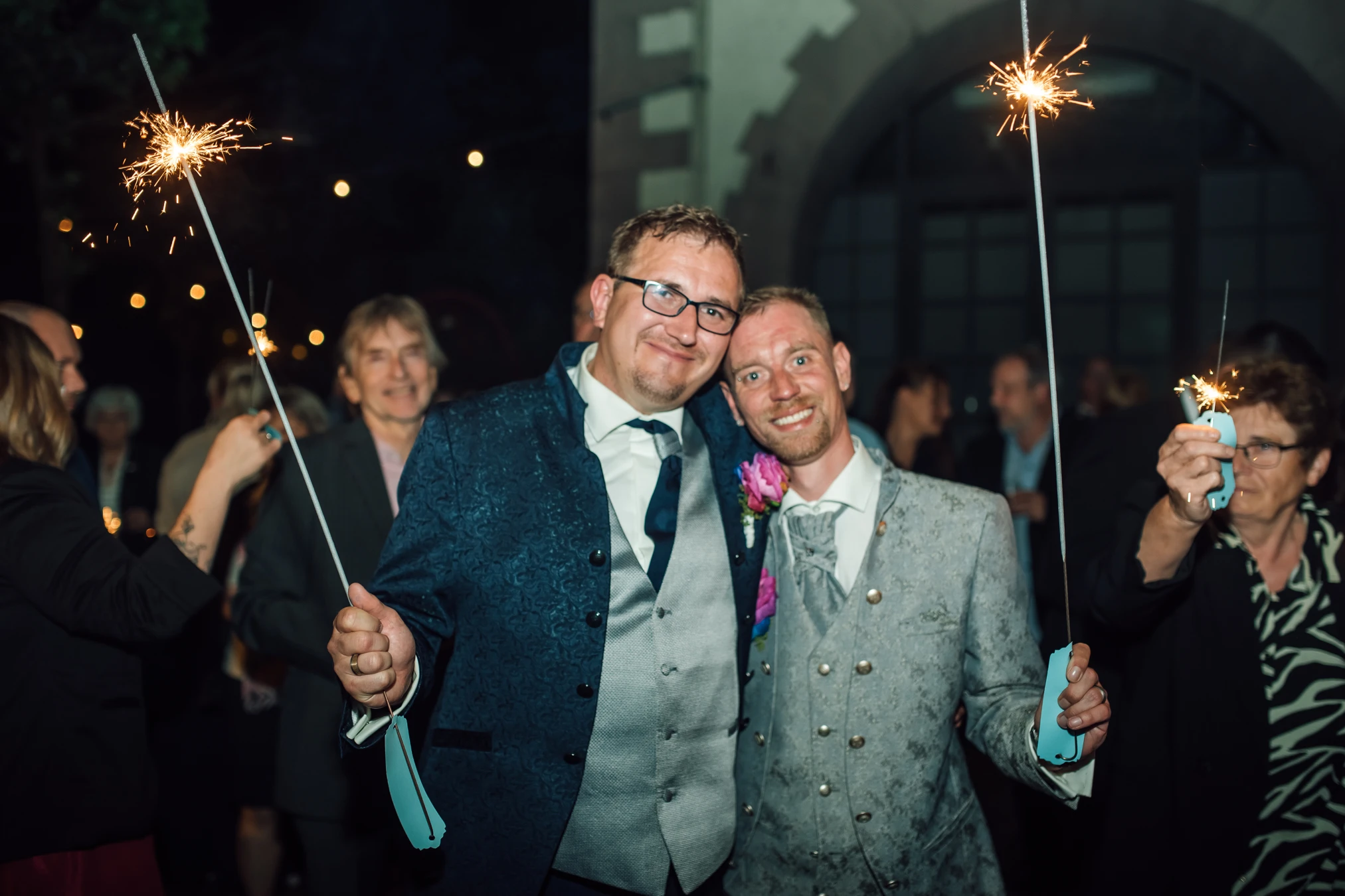 S. & G. im Golden Hour Licht — unvergessliche Hochzeitsfotos