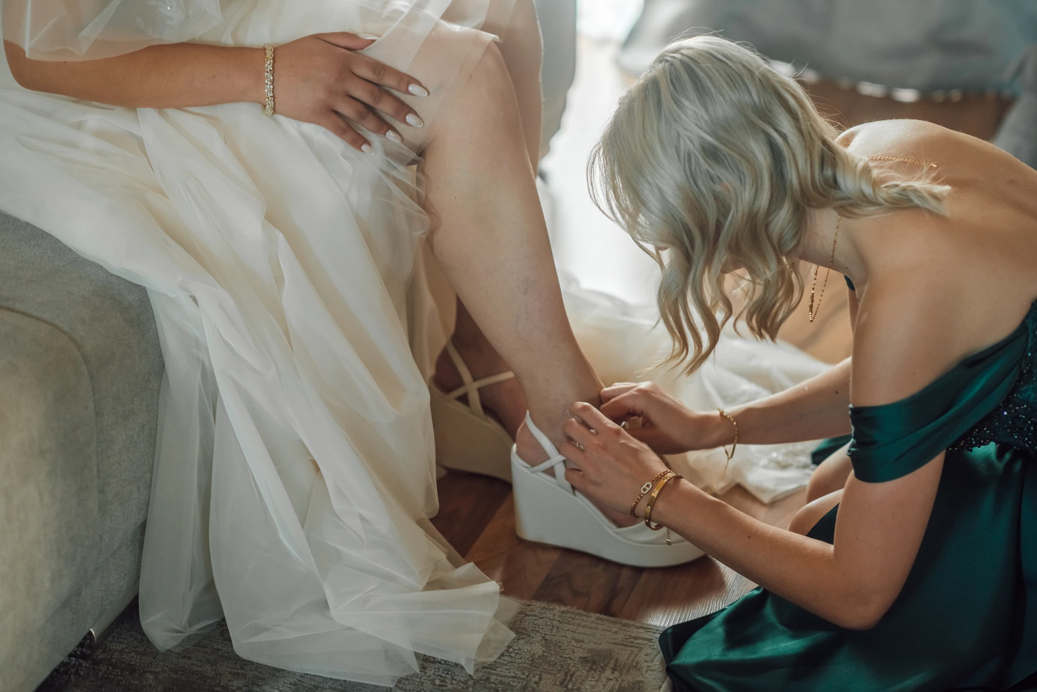 Die Braut ist bereit — letzter Moment vor dem Aufbruch zum Rathaus Kassel