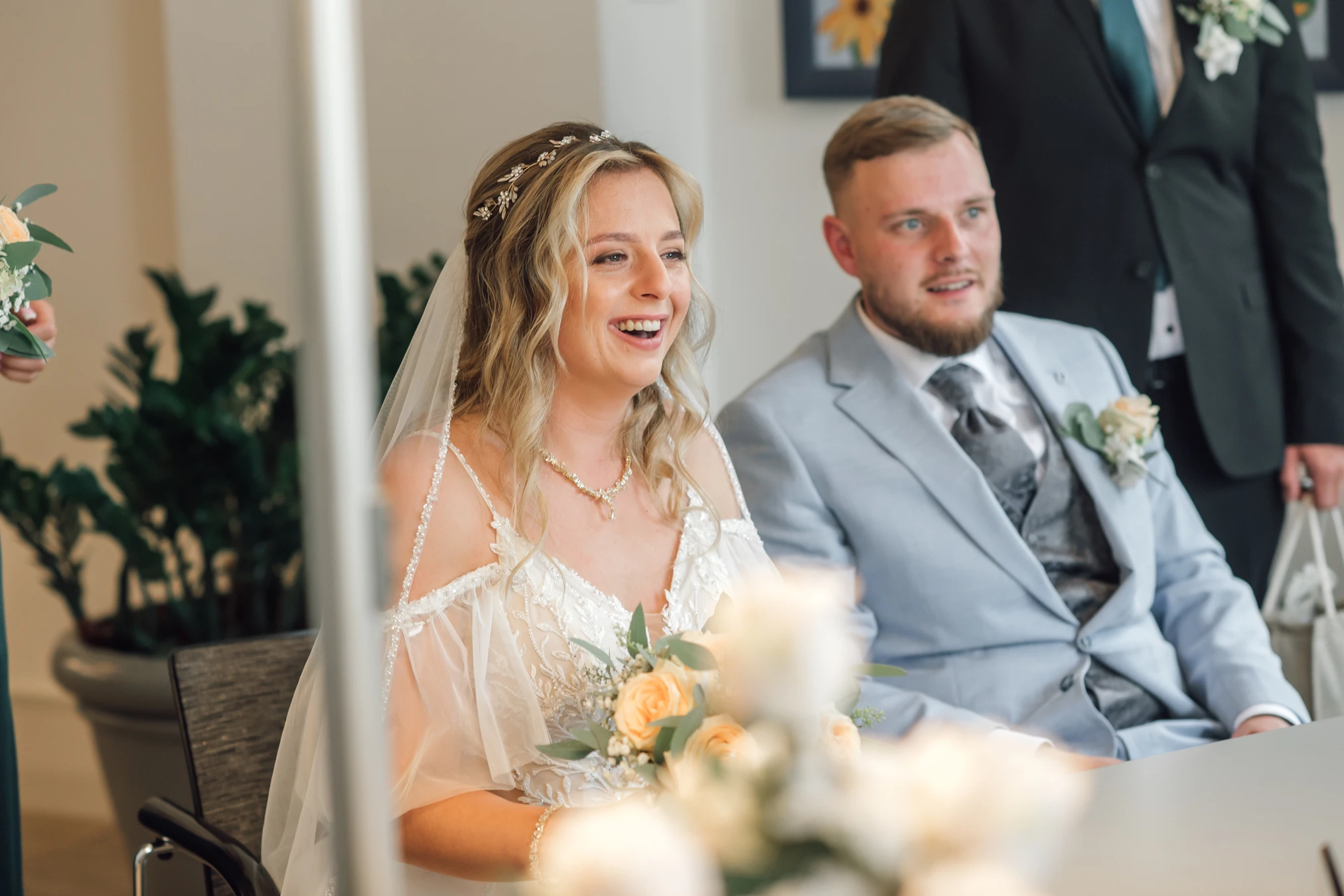 Blicke während der Trauung — Standesamt Kassel