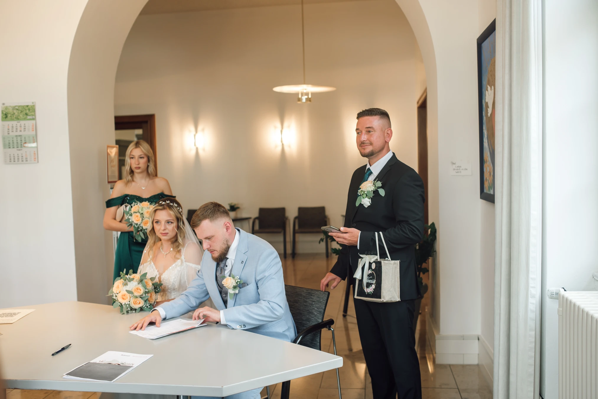 Emotionaler Moment — Trauung im Trausaal des Rathauses Kassel